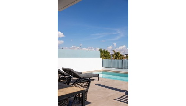 Reventa - House - Dolores