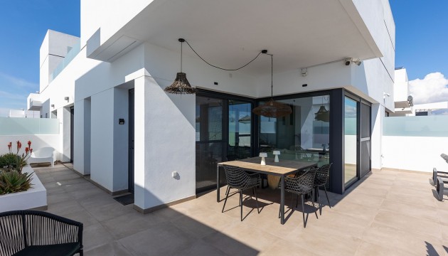 Reventa - House - Dolores