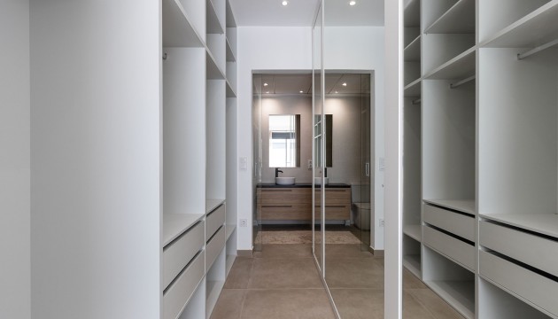 Reventa - House - Dolores