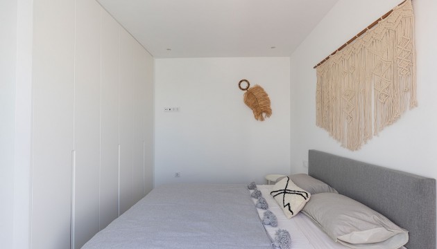 Reventa - House - Dolores