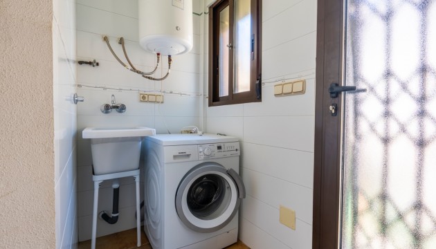 Videresalg - Detached Villa - Orihuela Costa - Villamartín