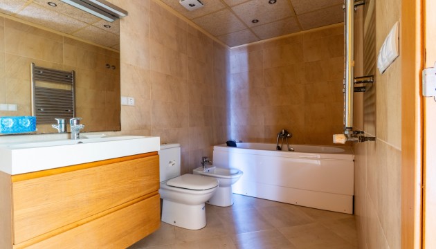 Videresalg - Detached Villa - Orihuela Costa - Villamartín