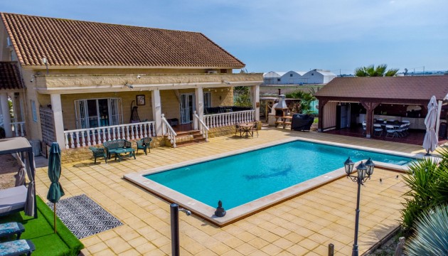 Reventa - Finca - Crevillente