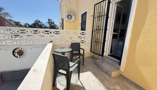 Wiederverkauf - Apartment - Orihuela Costa - Villamartín