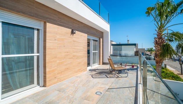 Reventa - Chalet Independiente - Pilar de la Horadada