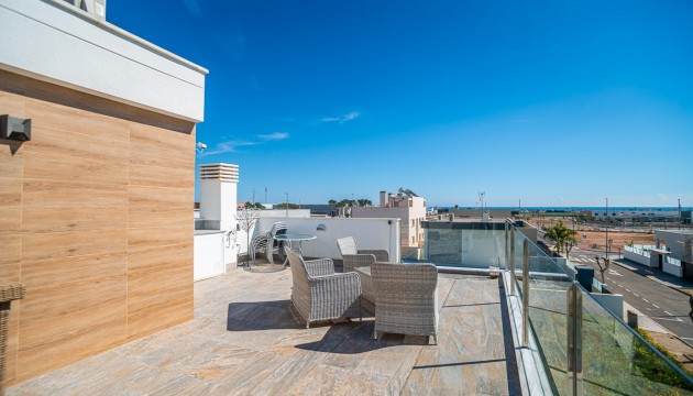 Reventa - Chalet Independiente - Pilar de la Horadada