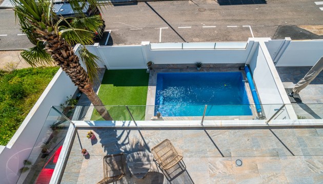 Reventa - Chalet Independiente - Pilar de la Horadada