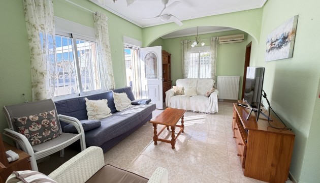 Herverkoop - Detached Villa - Orihuela Costa - Villamartín