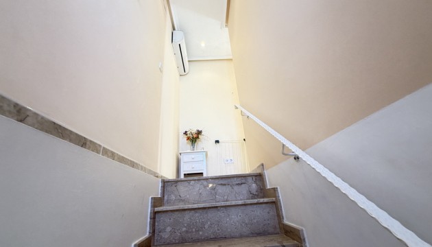 Herverkoop - Detached Villa - Orihuela Costa - Villamartín