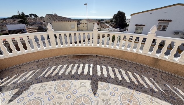 Herverkoop - Detached Villa - Orihuela Costa - Villamartín