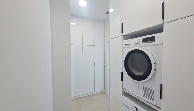 Resale - Detached Villa - La Marina