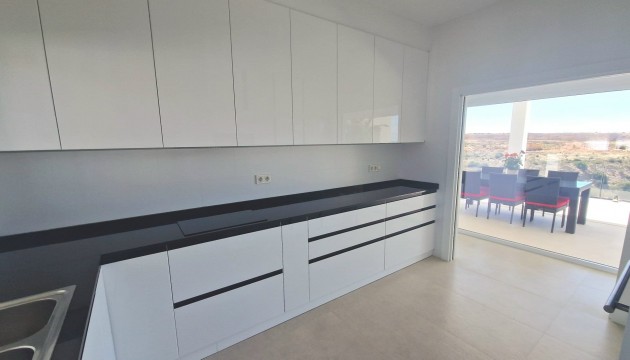 Resale - Detached Villa - La Marina