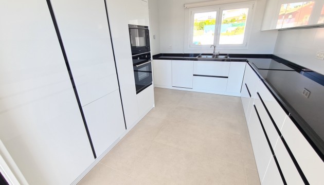 Resale - Detached Villa - La Marina