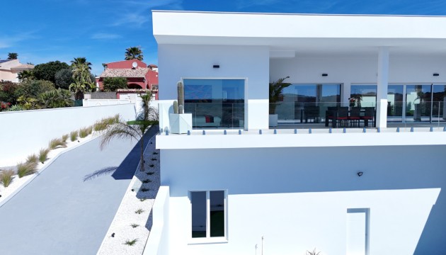 Resale - Detached Villa - La Marina