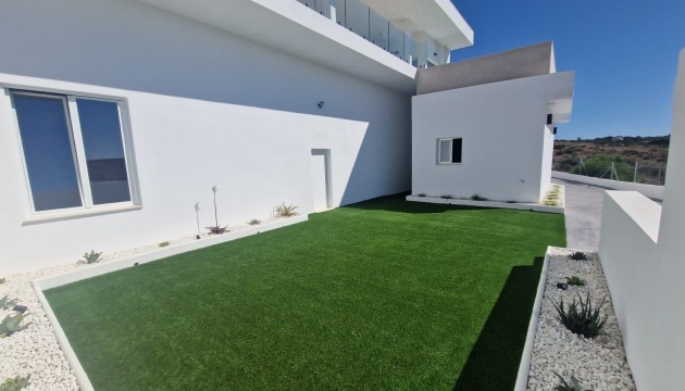 Resale - Detached Villa - La Marina