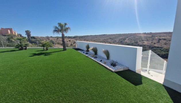 Resale - Detached Villa - La Marina