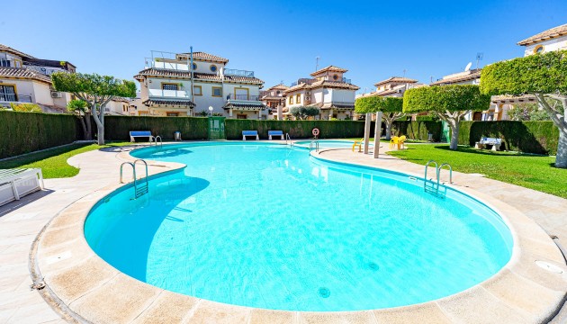 Wiederverkauf - Stadthaus - Orihuela Costa - Punta Prima