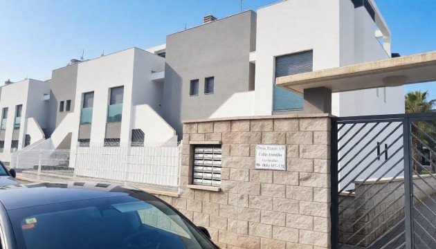 Перепродажа - Квартира - Torrevieja - Punta Prima