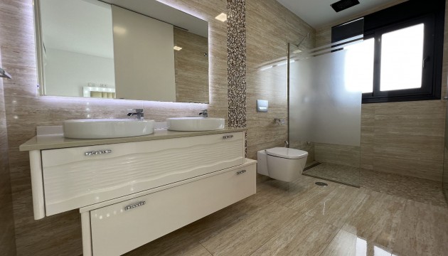 Resale - Detached Villa - San Miguel de Salinas