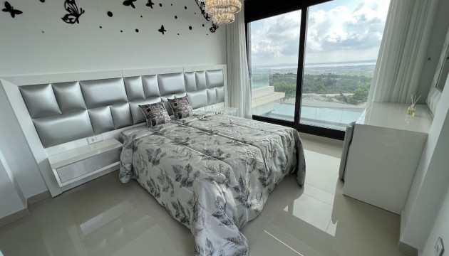 Resale - Detached Villa - San Miguel de Salinas