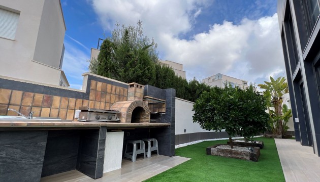 Resale - Detached Villa - San Miguel de Salinas