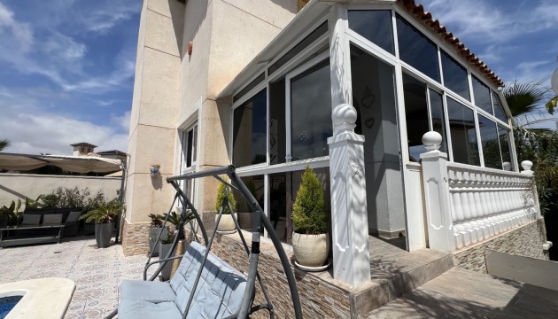 Herverkoop - Detached Villa - Orihuela