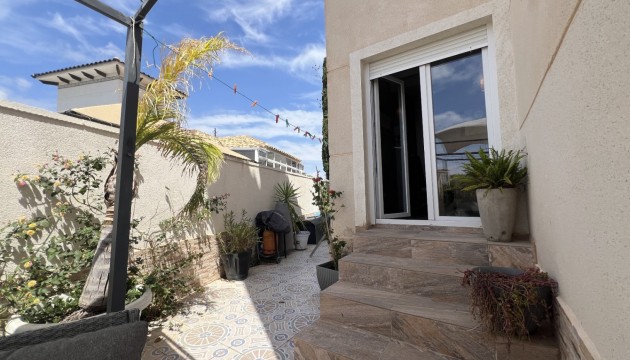 Herverkoop - Detached Villa - Orihuela