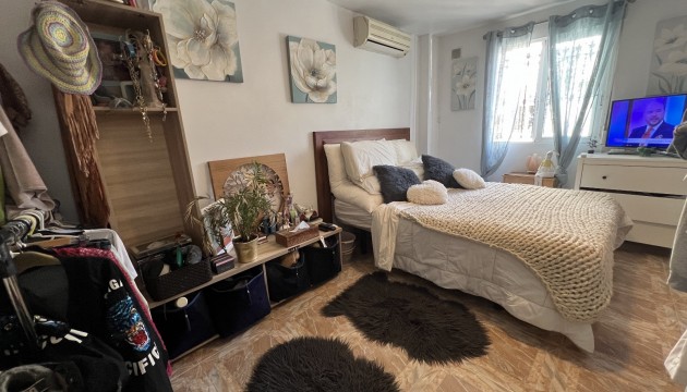 Herverkoop - Detached Villa - Orihuela