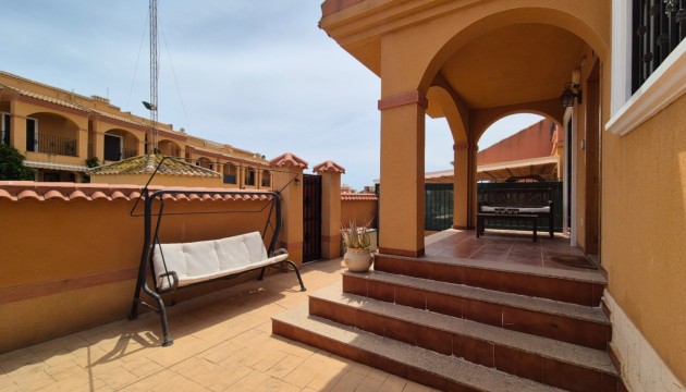 Reventa - Chalet Independiente - Torrevieja
