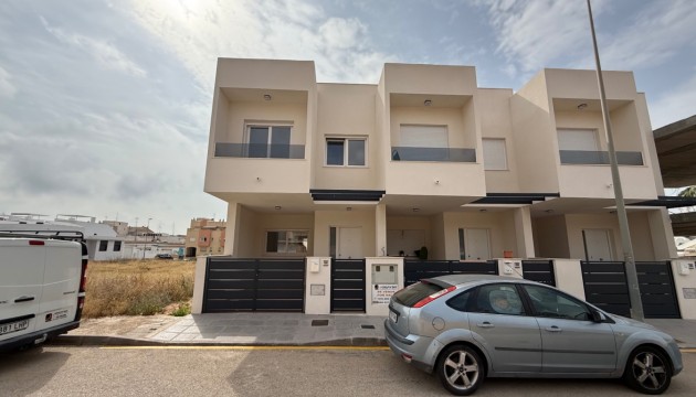 Begagnad - Duplex - Pilar de la Horadada