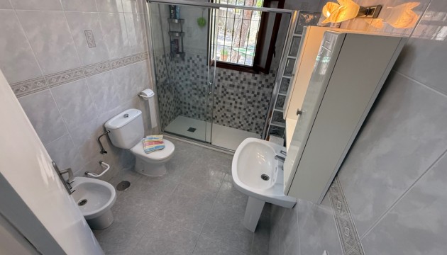 Resale - Detached Villa - Orihuela