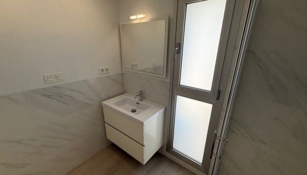 Herverkoop - Semi Detached Villa - Orihuela