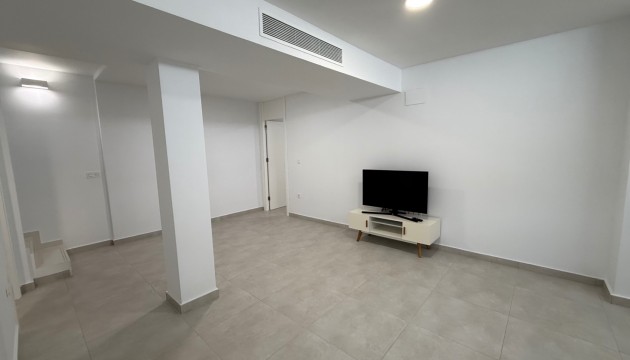 Herverkoop - Semi Detached Villa - Orihuela