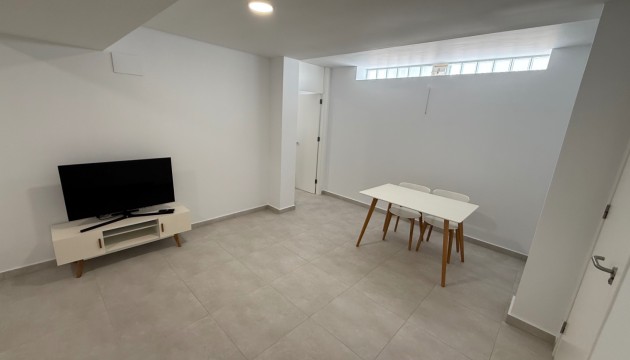 Herverkoop - Semi Detached Villa - Orihuela