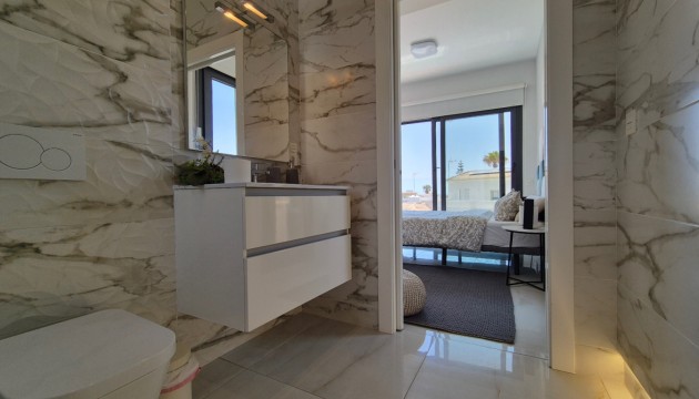 Wiederverkauf - Detached Villa - Torrevieja - Costa Blanca Sur