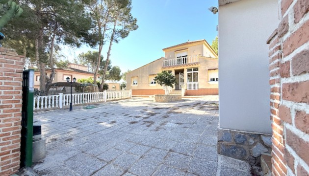 Reventa - Chalet Independiente - Pilar de la Horadada