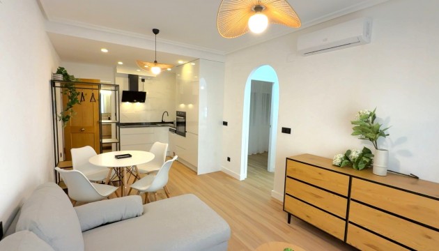 Wiederverkauf - Apartment - Torrevieja