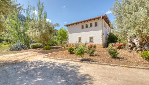 Begagnad - Fristående Villa - Esporlas - Mallorca
