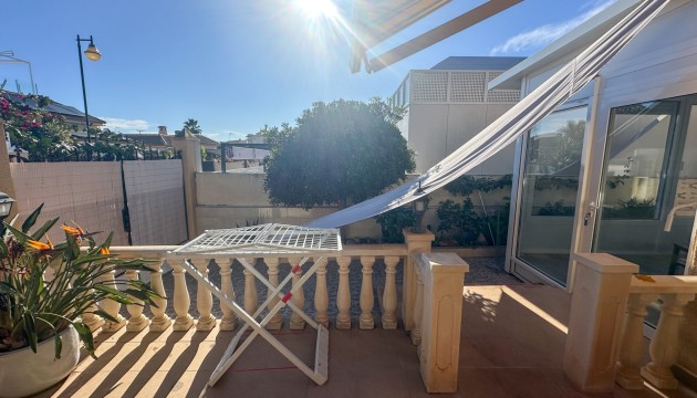 Перепродажа - Таунхаус - Torrevieja - Nueva Torrevieja - Aguas Nuevas