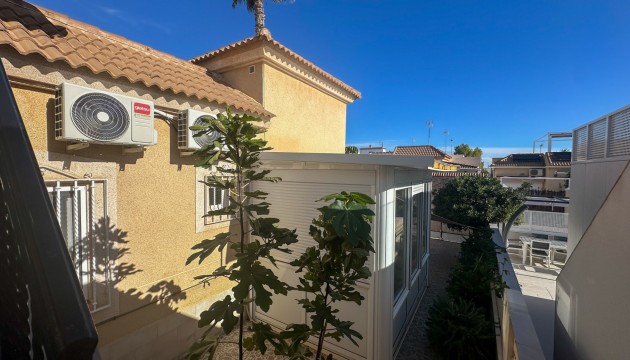 Перепродажа - Таунхаус - Torrevieja - Nueva Torrevieja - Aguas Nuevas