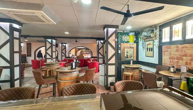 Перепродажа - Коммерческий - Torrevieja - Nueva Torrevieja - Aguas Nuevas