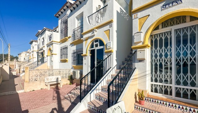 Перепродажа - Квартира - Orihuela Costa - Villamartín