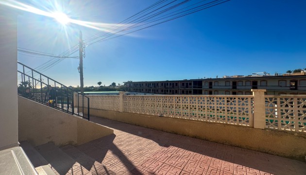 Перепродажа - Квартира - Orihuela Costa - Villamartín