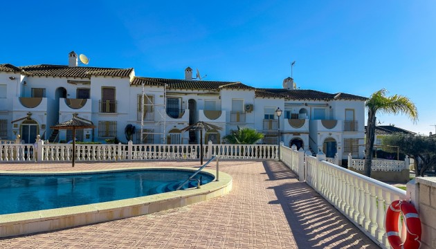 Перепродажа - Квартира - Orihuela Costa - Villamartín