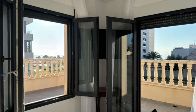 Wiederverkauf - Detached Villa - Orihuela - Punta Prima