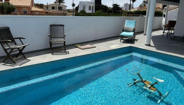 Wiederverkauf - Detached Villa - Orihuela - Punta Prima