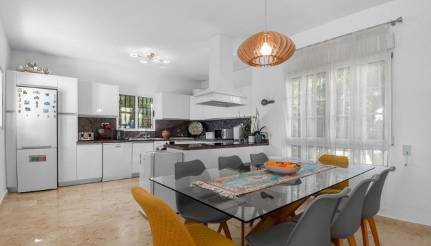 Перепродажа - отдельная вилла - Orihuela Costa - Las Ramblas