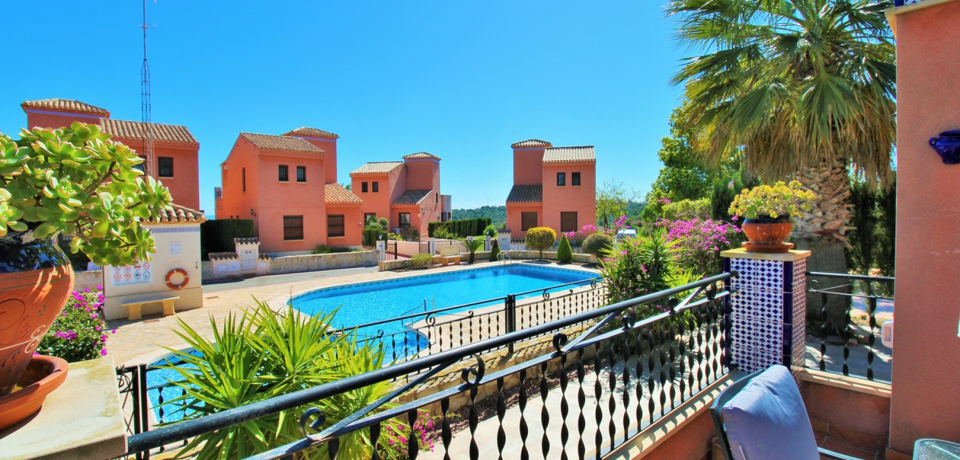 House in San Miguel de Salinas - Image 4