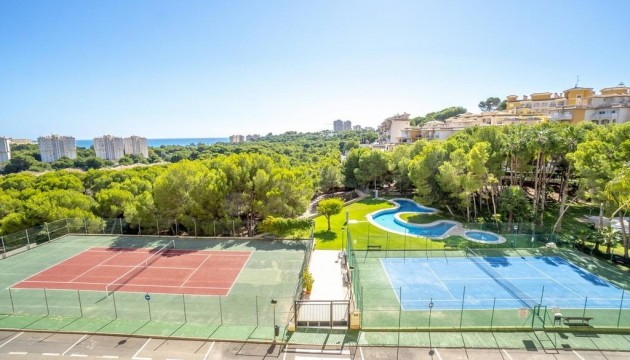 Resale - Apartment - Orihuela Costa - Dehesa de campoamor