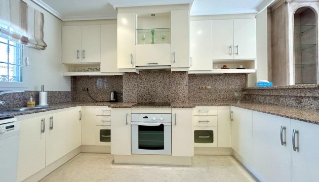 Resale - Apartment - Orihuela Costa - Cabo Roig